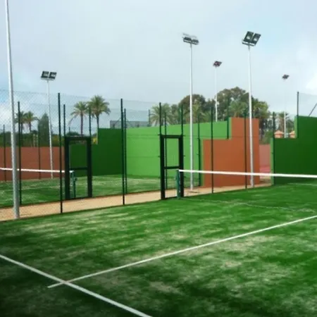 Semesterbostad En Campo De Golf Con Piscina *
